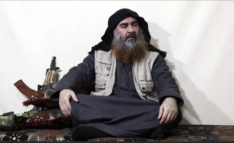 ASV īpašo uzdevumu vienības operācijā Sīrijā sestdien bojā gājušā teroristu grupējuma “Islāma valsts” līdera Abu Bakra al Bagdadi DNS paraugus ASV armija ieguvusi pirms vairāk nekā desmit gadiem.