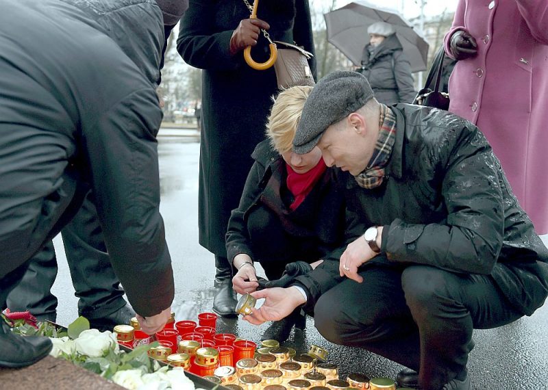 Latvijas Centrālās padomes darbībai veltītos piemiņas brīžus pie Brīvības pieminekļa 17. martā jau vairākus gadus apmeklē arī Latvijas politikā pazīstamas personas. Piemēram, Saeimas deputāte Juta Strīķe (JKP) un tieslietu ministrs Juris Bordāns (JKP).