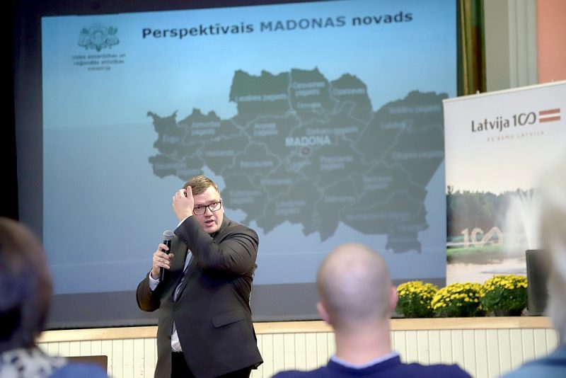 Juris Pūce: “Reformas mērķis nav ietaupīt algu fondu, un katras pašvaldības izšķiršanās būs, kur un kā ieguldīt ietaupīto.”