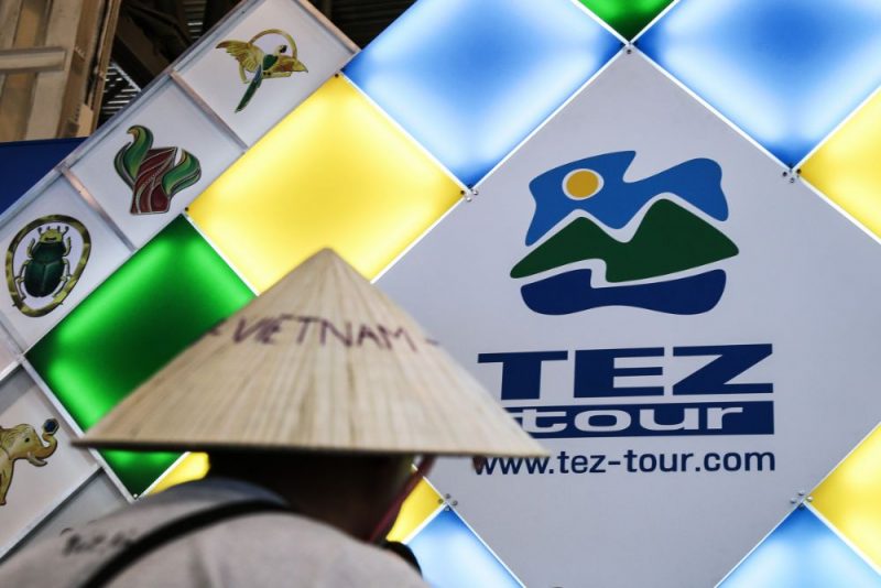 Tez Tour logo.