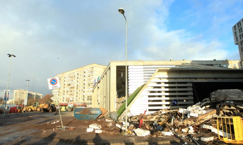 Lielveikala “Maxima” grausts, kur, iegrūstot jumtam, dzīvību zaudēja 54 cilvēki, 2013.gads.