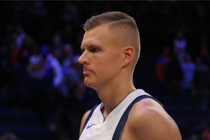 Kristaps Porziņģis sāpoša ceļgala dēļ izlaidis otro spēli pēc kārtas.