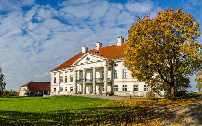 Lihulas muiža – muzejs.