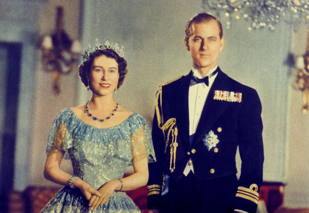 Karaliene Elizabete un viņas mīļotais vīrs, princis Filips 1962.gadā.