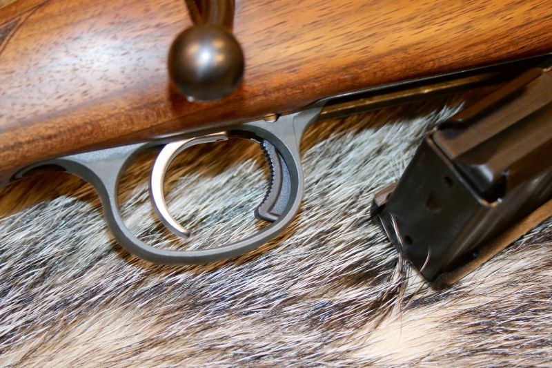 ‘CZ 557 LUX’