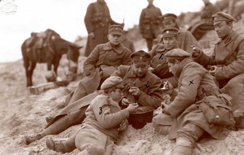 Latvijas armijas karavīri Bolderājas kāpās. 1919. gads.