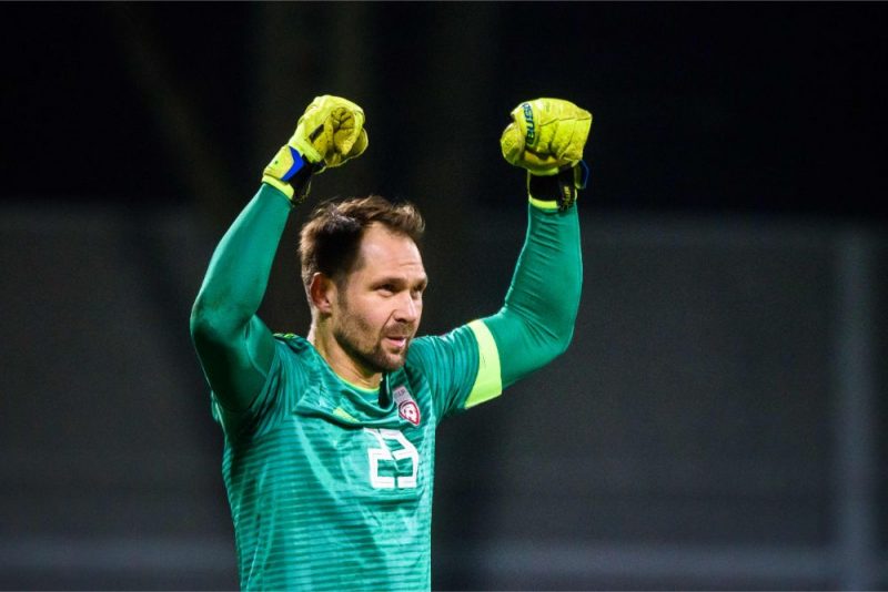 Latvijas futbola izlases vārtsargs Pāvels Šteinbors aizvadījis lielisku maču Polijas čempionātā.