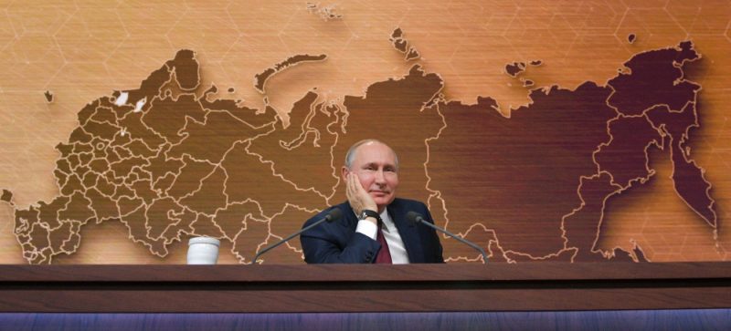 Ikgadējā V. Putina televīzijas preses konference.