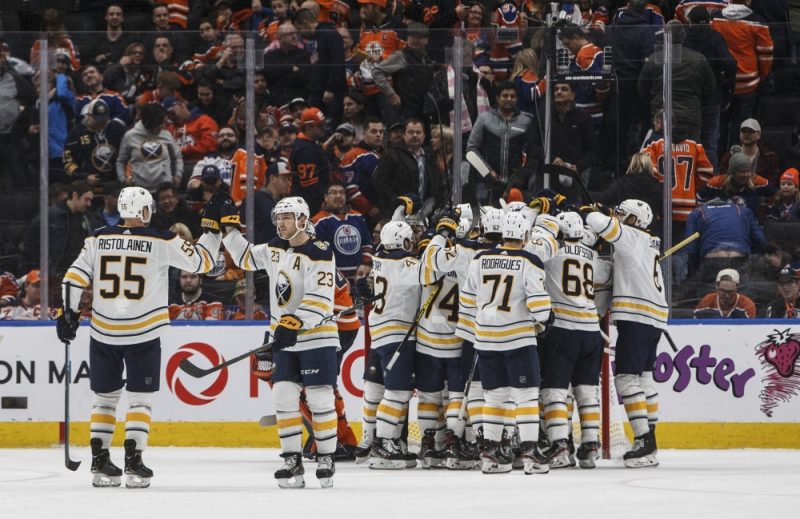 Bufals “Sabres” svin uzvaru Edmontonā.