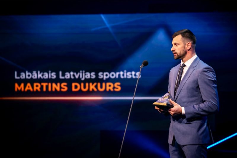 Martins Dukurs sesto reizi saņēmis Latvijs gada labākā sportista balvu.