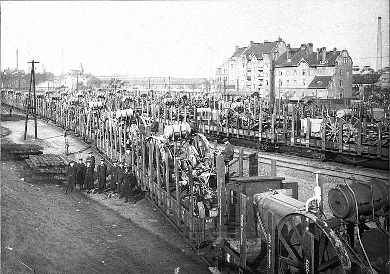 Tehnikas izvešana uz Franciju 1920. gadā.