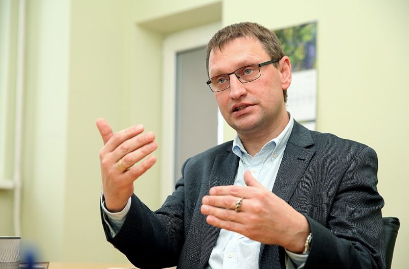 Jānis Kloviņš.