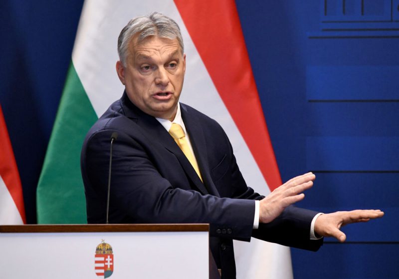 Ungārijas premjerministrs Viktors Orbāns 9. janvārī preses konferencē Budapeštā paziņoja, ka gatavs nākt klajā ar jaunu iniciatīvu vai “jaunu kustību”.