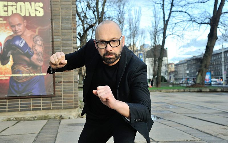 Oļegs Šapošņikovs: “Visiem kopā būtu jāatsakās no tāda jēdziena kā elitāra, ekskluzīva māksla, kurai tiek piešķirti kaut kādi bonusi salīdzinājumā ar pārējo.”