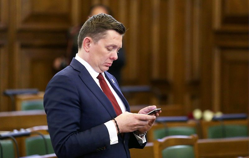 Artuss Kaimiņš.