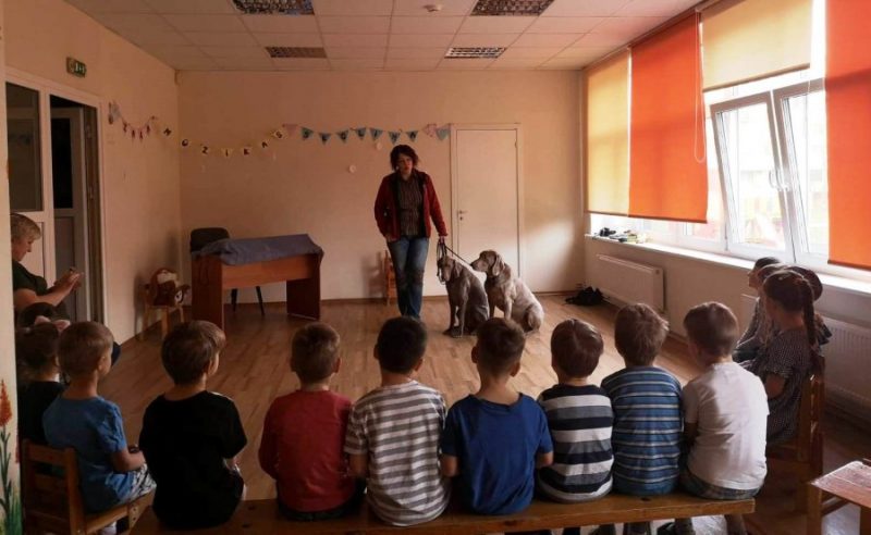 “Veimārieši” izpelnījās bērnu nedalītu uzmanību.