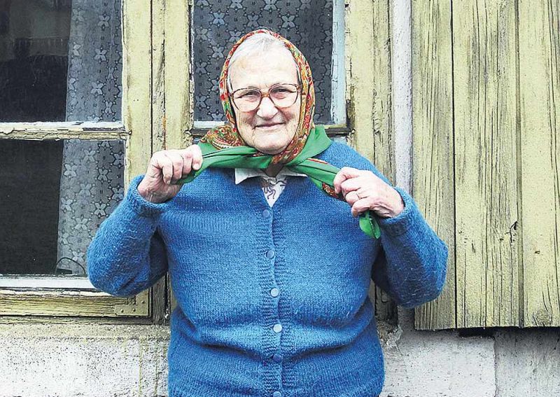 Ritma Krasta par dzīvi negaužas, bet pārcilā atmiņas, kad strādājusi par bibliotekāri.
