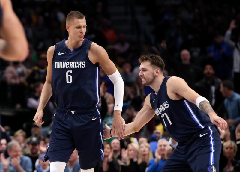 Kristaps Porziņģis un Luka Dončičs kopā demonstrē arvien labāku sniegumu.