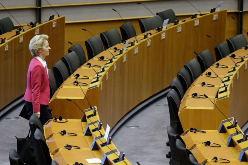 EP plenārsēdē pirmo reizi izmantos balsošanas procedūra pa e-pastu, tā ļaujot balsojumos piedalīties arī deputātiem, kuri nevarēs piedalīties sēdē klātienē.