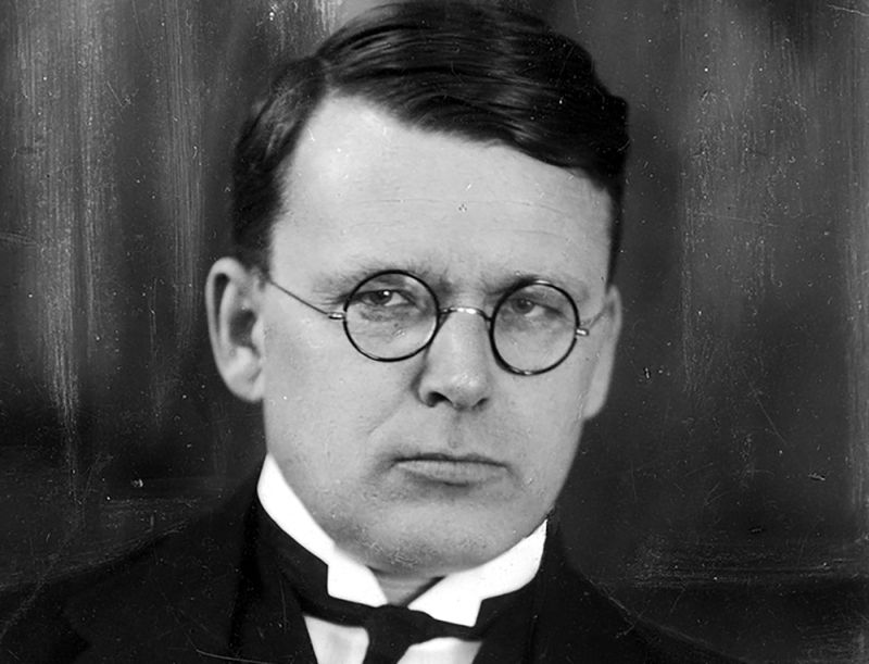 Fēlikss Cielēns (1888 – 1964) – viens no Latvijas Satversmes veidotājiem, Latvijas parlamentārajā periodā pazīstams arī kā impulsīvs, dedzīgs orators.