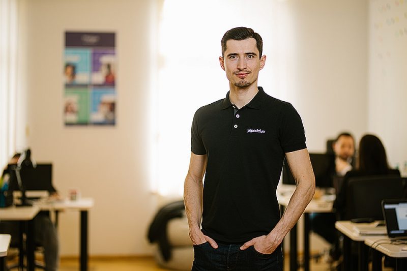 “Mailigen” līdzšinējais vadītājs un dibinātājs Jānis Rozenblats: “E-pasta mārketings ir viens no pamatinstrumentiem komunikācijai un pārdošanai. Turklāt pārdošana tagad kļūs arvien nozīmīgāka, jo jāmēģina pārdot savu produktu vēl aktīvāk.”