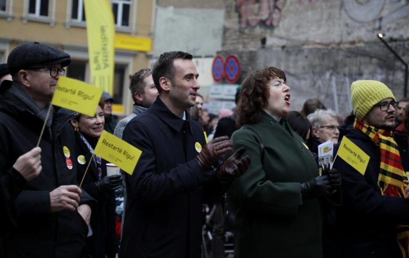 Politiskās apvienības “Attīstībai/Par!” un partijas “Progresīvie” Rīgas domes vēlēšanu apvienības pārstāvji iepazīstina ar kopīgā saraksta kandidātiem.