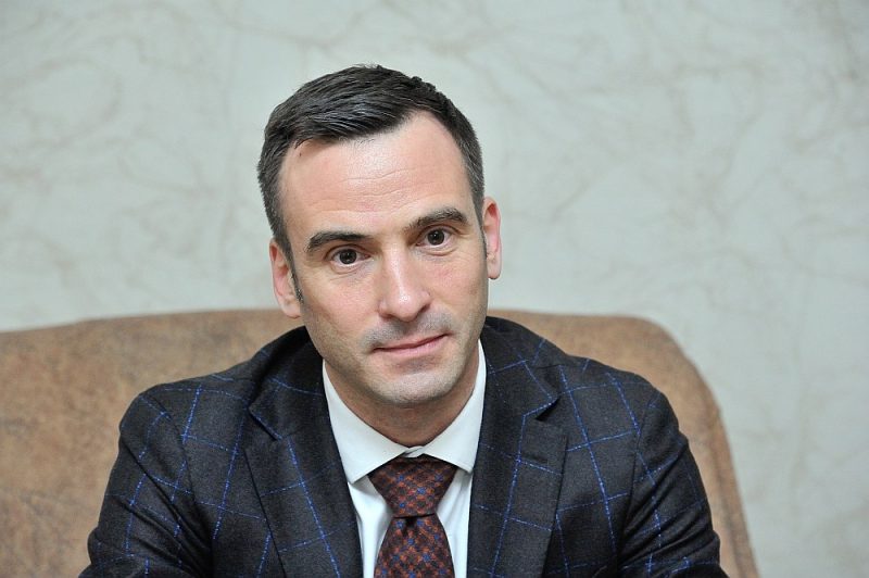 Mārtiņš Staķis: “Mēs neesam partija, kas velk sarkanās līnijas un vēlāk nezina, kā no tām tikt vaļā.”