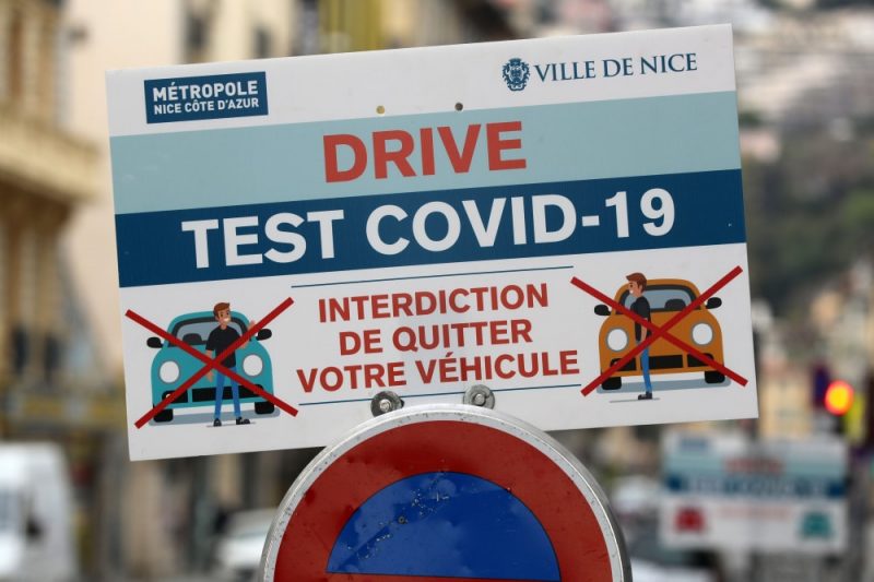 Divi Turcijas un viens Horvātijas bokseris Londonā notikušajā olimpisko spēļu kvalifikācijas turnīrā saķēruši koronavīrusu.