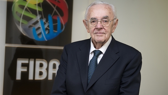 Borislavs Stankovičs bija ilggadējs FIBA ģenerālsekretārs.