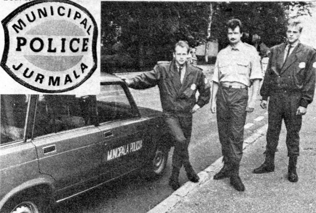 Jūrmalas municipālie policisti 1990. gadā.