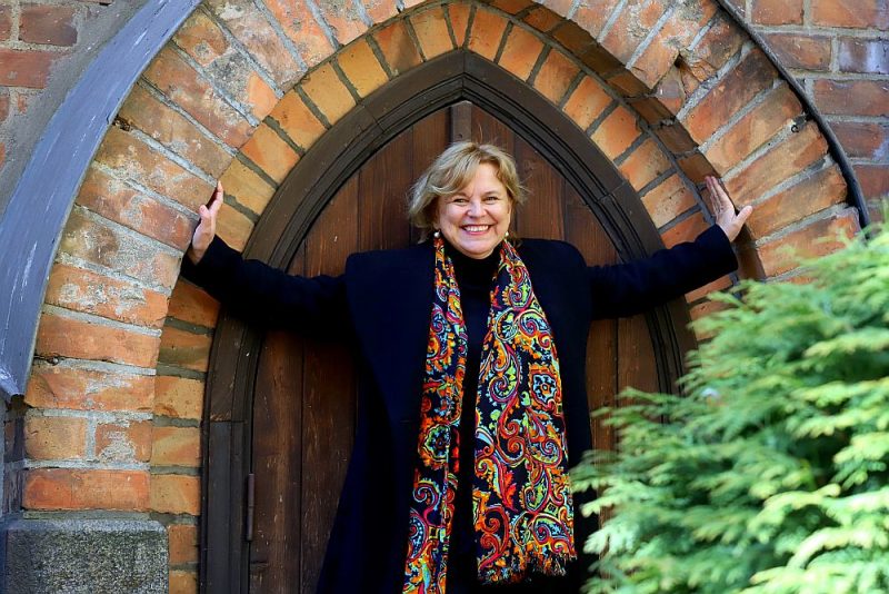 Ilze Šarkovska-Liepiņa: “Man bija vēlēšanās pierādīt, ka esam piederīgi Rietum-eiropas mūzikas kultūras telpai, nevis esam kā tāds krievu (un padomju) mūzikas kultūras atvasinājums.”