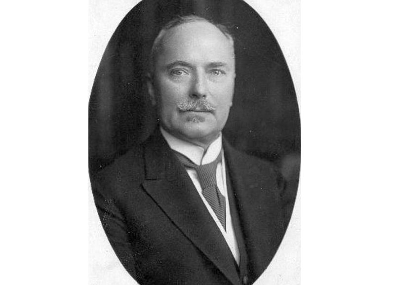 Pirmais Latvijas sūtnis Berlīnē Oskars Voits (1866–1959).