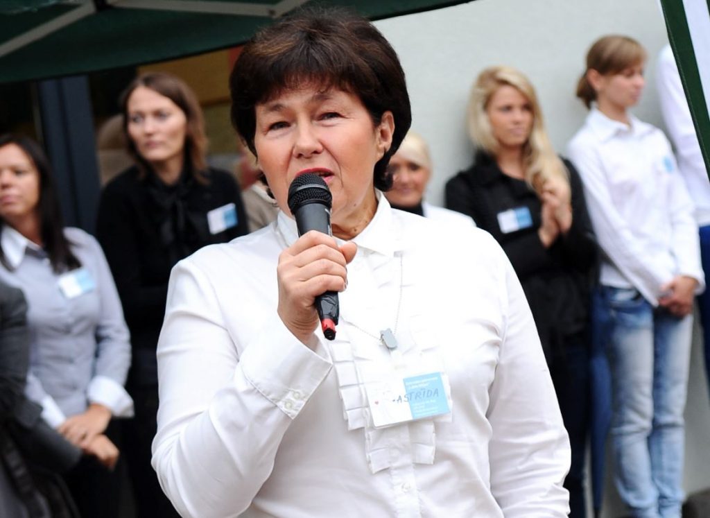 Dzīvnieku patversmes “Labās mājas” vadītāja Astrīda Kārkliņa.