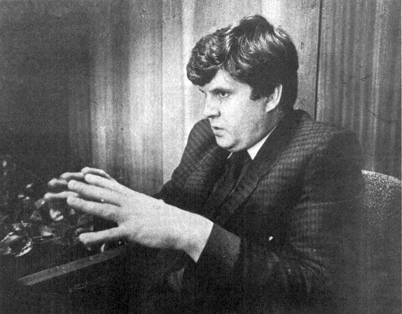 Komjaunatnes vadītājs J. Urbanovičs 1990. gadā.