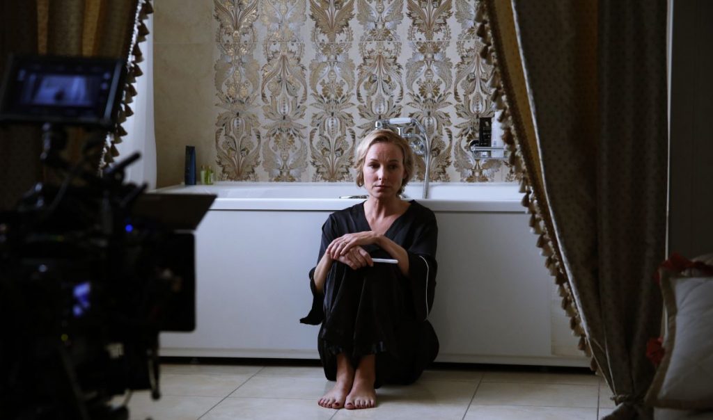 Kristīne Nevarauska atveido vienu no galvenajām lomām jaunajā seriālā “Bezvēsts pazudušās”.
