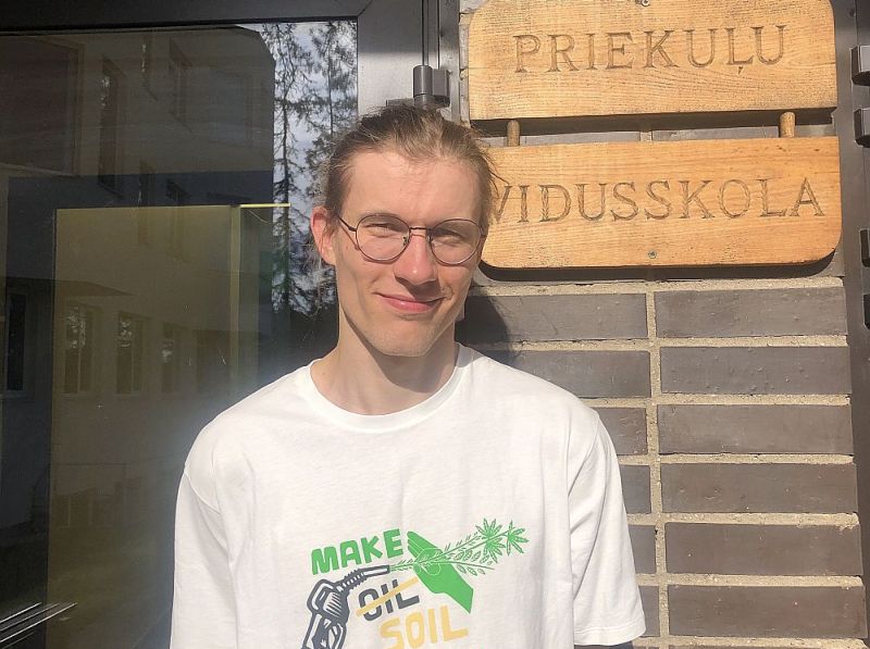 Daniels Elksnītis jau paviesojies Priekuļu vidusskolā, kur mācīs bioloģiju un ķīmiju.