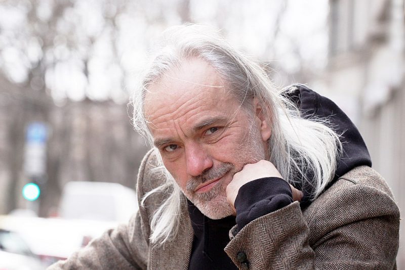 Uģis Prauliņš: “Ja nesajūti dabas brīnumainību, arī tautasdziesmu pārliecinoši dziedāt ir neiespējami.”