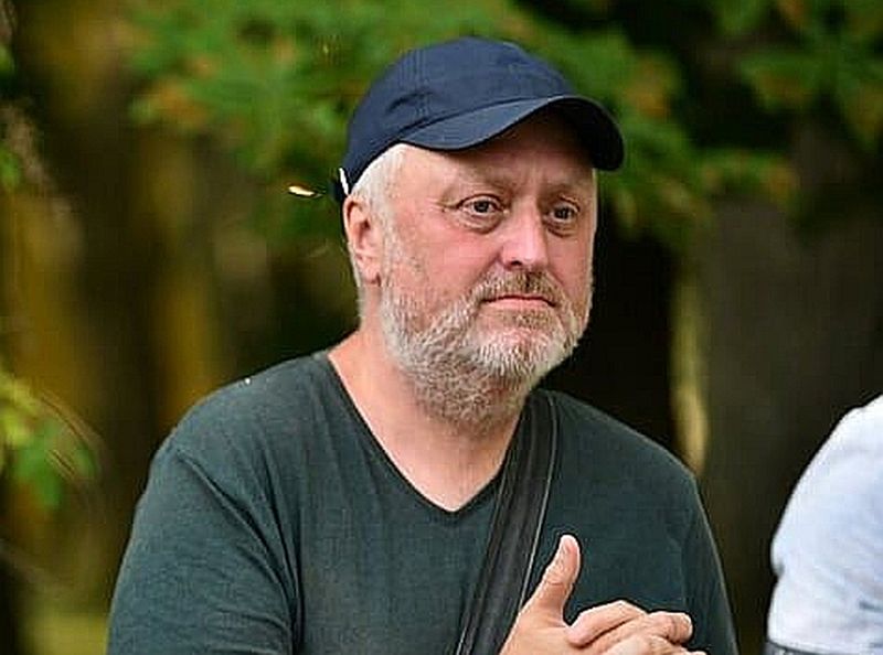 Valentīns Lukaševičs: “Mūsdienu pasaulē, kura ir tendēta uz komfortu, rakstīšana un lasīšana kļūst par kaut ko līdzīgu dārzu ravēšanai vai malkas skaldīšanai.”