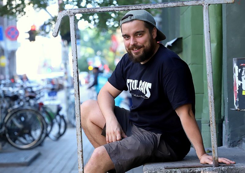 Klāvs Mellis: “”Rolanda dziesmas” vēstījums ir ļoti nacionālistisks un patriotisks, bet viens no mūsu patriotisma augstākajiem punktiem ir nokļūšana Dziesmu svētkos.”