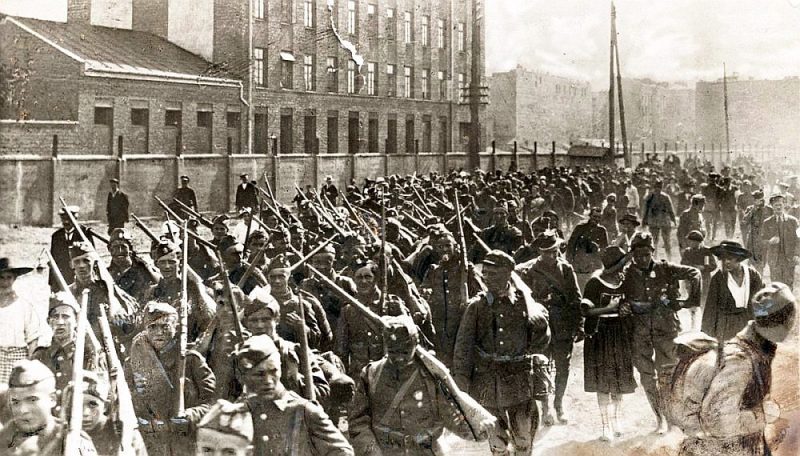 Kājnieku nodaļa dodas uz fronti, Varšava, 1920. g. augusts.