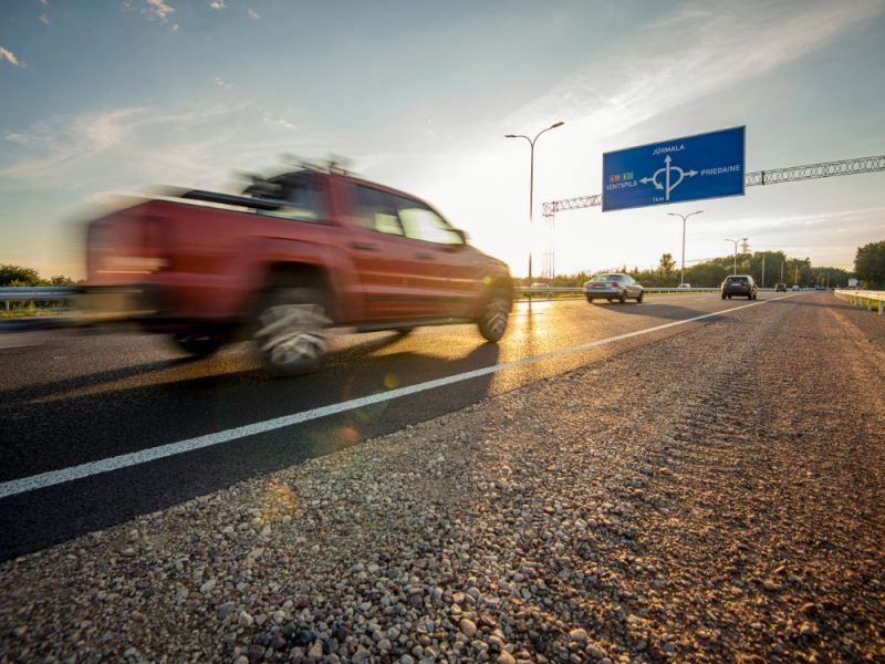 Atjaunota Jūrmalas šoseja – autoceļš ar visintensīvāko satiksmi valstī