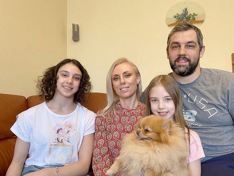 Vihrovu ģimene – Elīna (no kreisās), Inna, Mila un Igors.