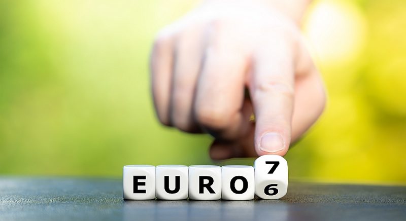 “Euro 7” vieglākais no variantiem paredzot samazināt CO2 emisijas par 66%, slāpekļa emisijas – uz pusi, bet cieto daļiņu emisijas – sešas reizes.