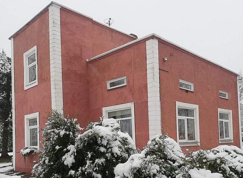 “Kalnārēm” ir neparasts – tēva mākslinieka īstenots projekts.