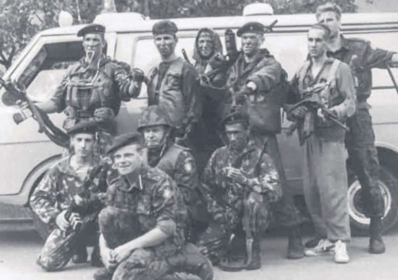 Zemessardzes 9. bataljona operatīvā grupa pēc mācībām 1992. gadā.