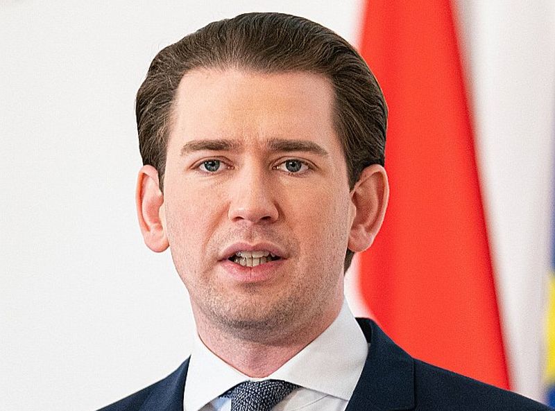 “Eiropas Zāļu aģentūra rīkojas pārāk lēni,” uzskata Austrijas kanclers Sebastians Kurcs, skaidrojot plānu veidot vakcīnas kopā ar Dāniju un Izraēlu.